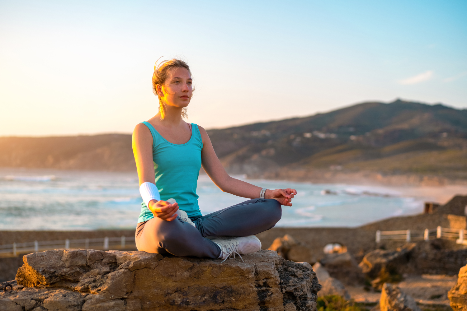 Entenda porque praticar yoga previne doenças - Webrun